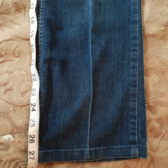 Christopher & Banks Women's Straight Modern Jeans - Size 6 short - Picture 9 of 10